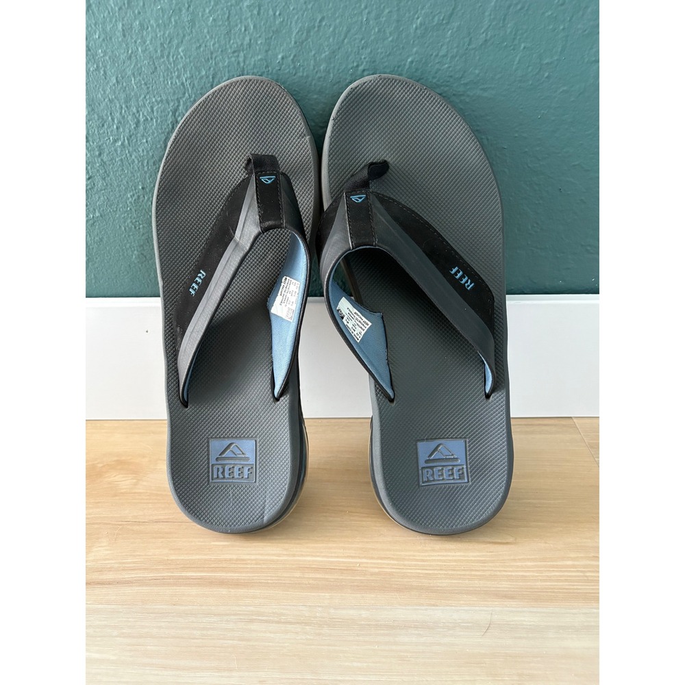 Reef Men's Gray and Black Flip Flops